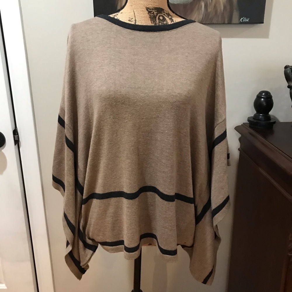 ▪️august silk Cape with Sleeves